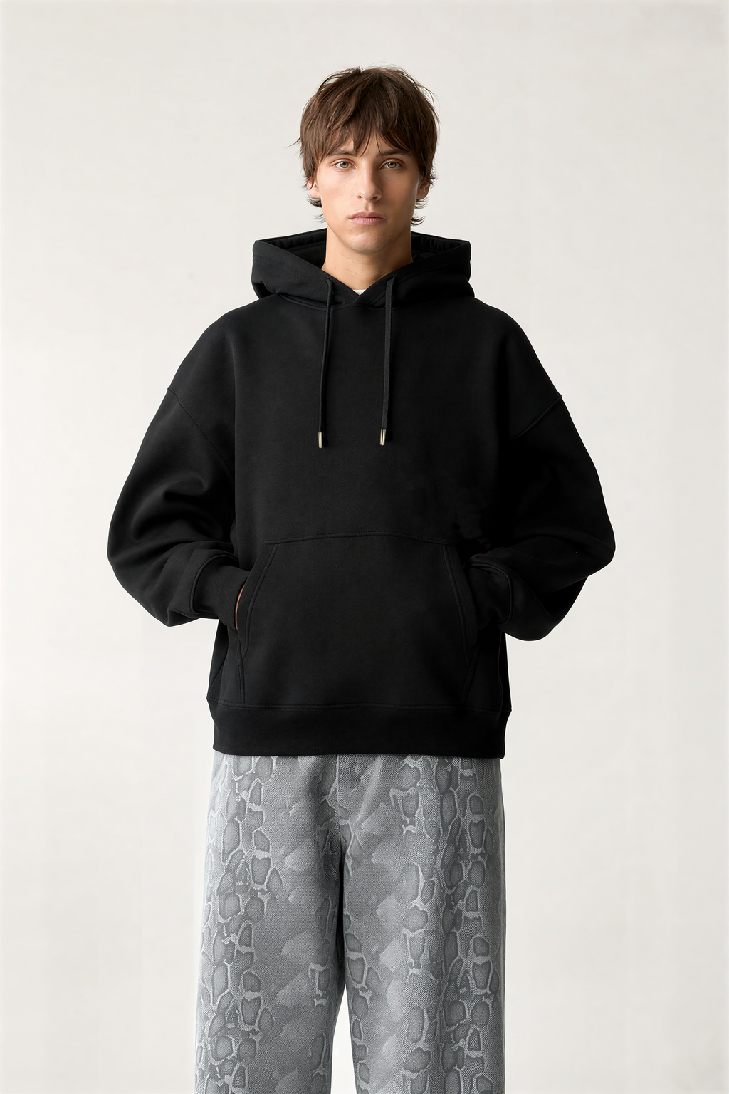 BLACK HEAVYWEIGHT OVERSIZED HOODIE