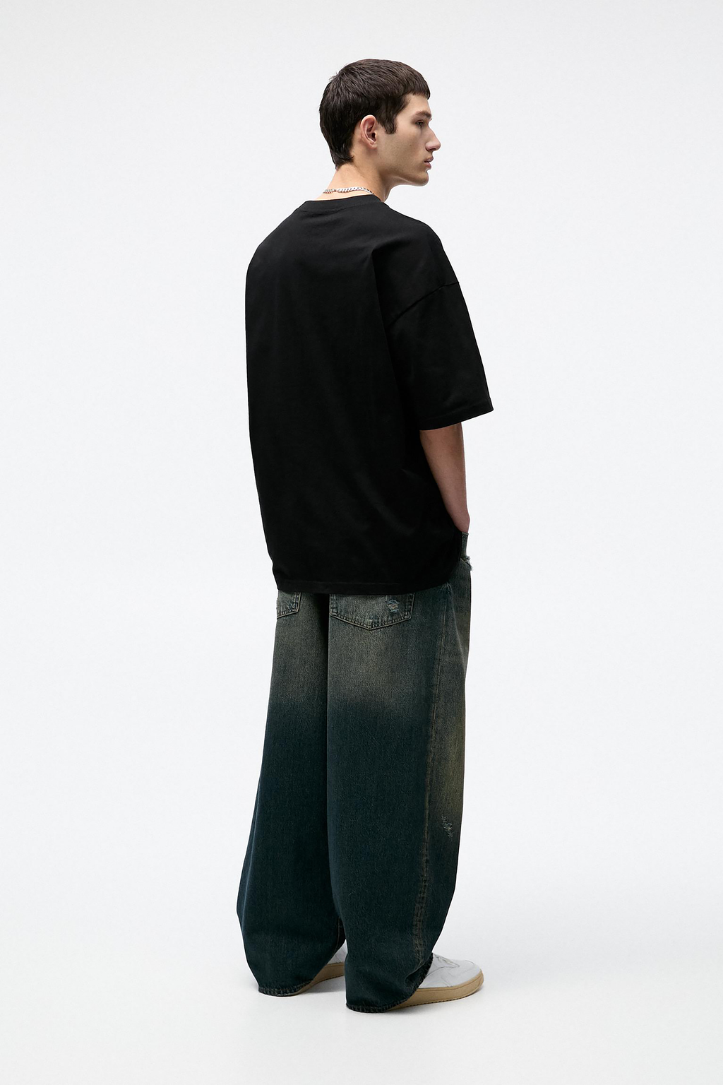 LIPS NEVER LIE OVERSIZED TEE