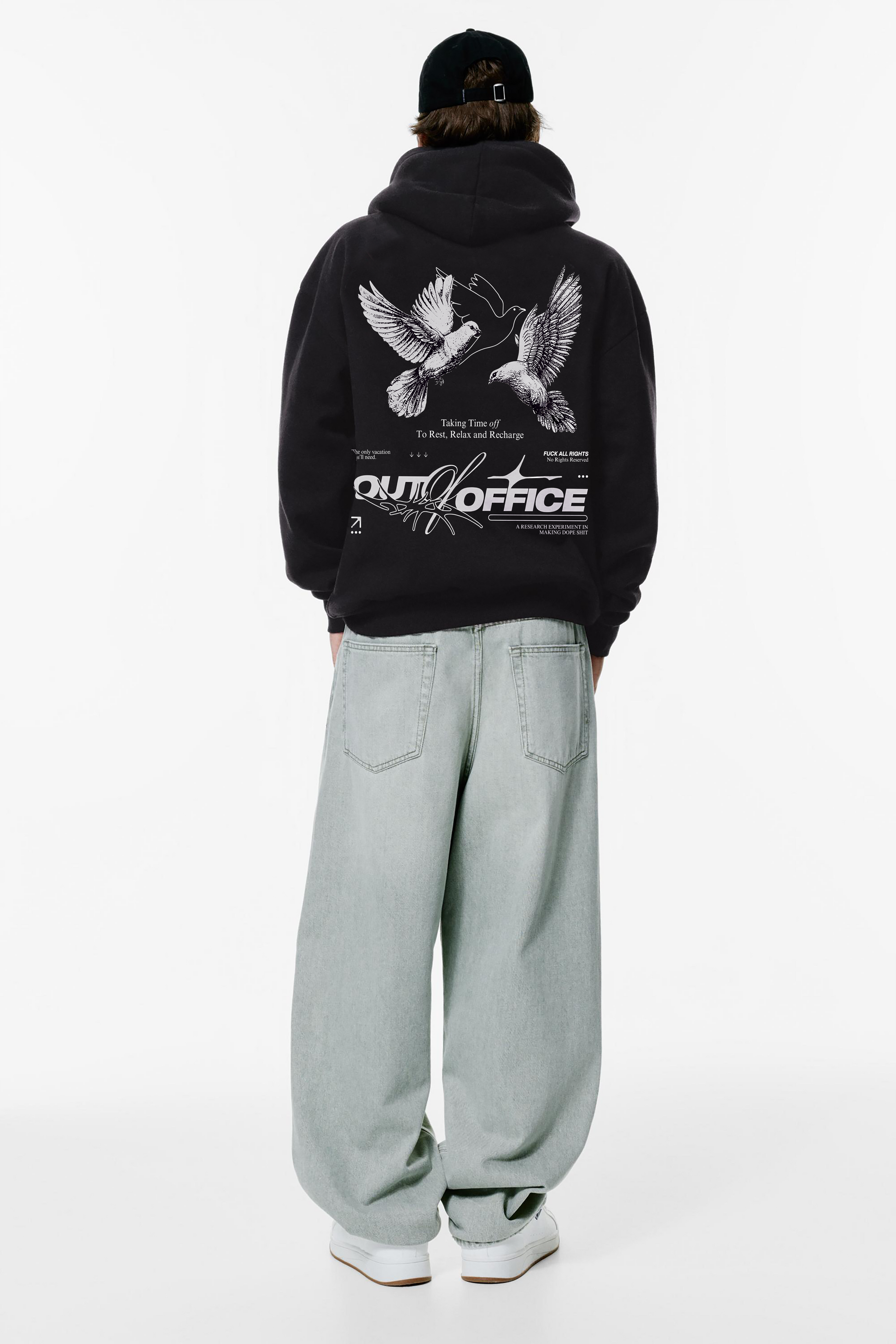 OUT OF OFFICE OVERSIZED HOODIE