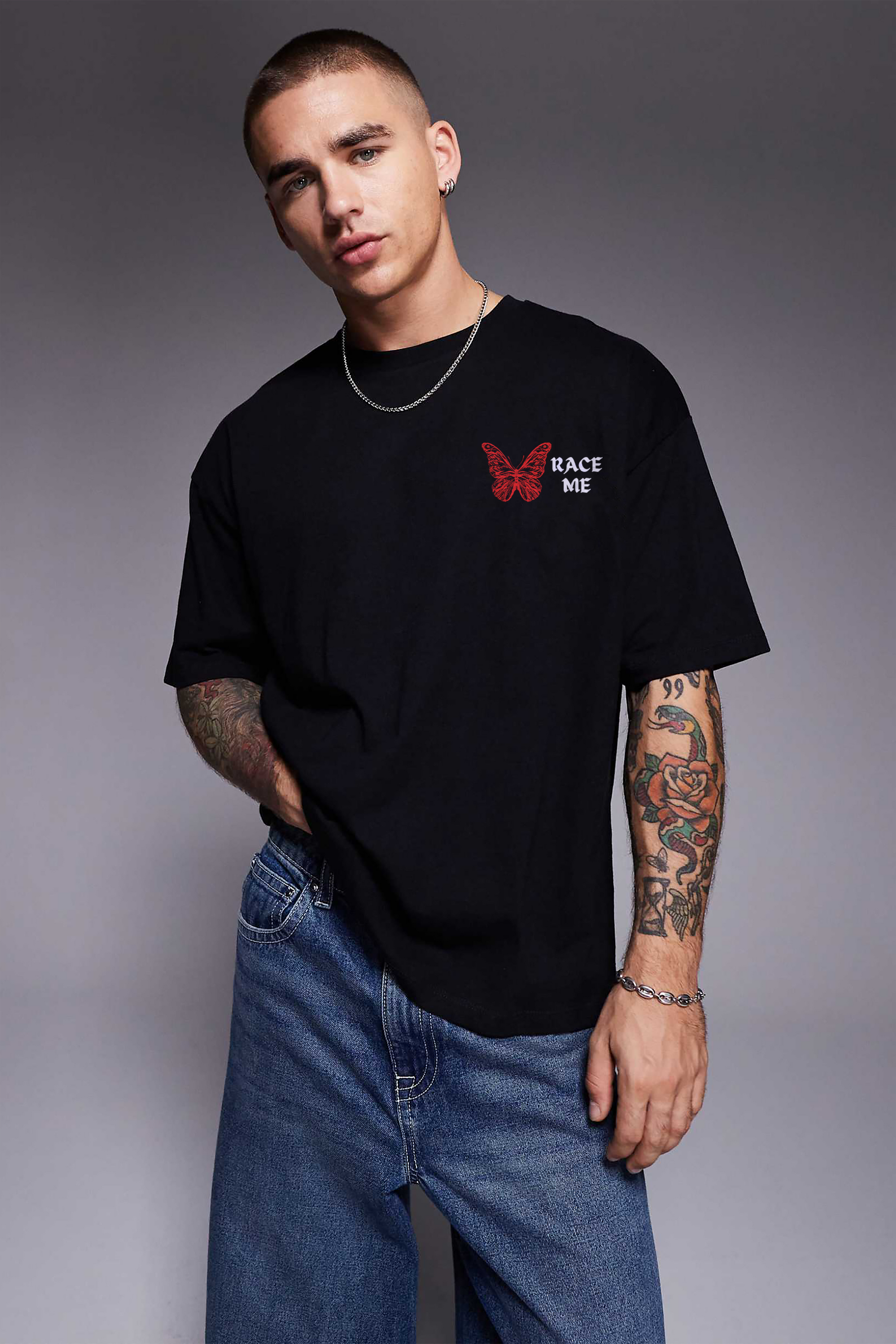 RACE ME OVERSIZED TEE