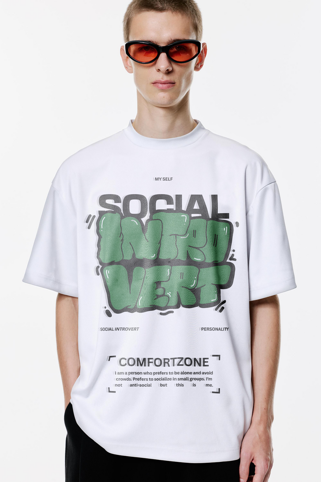 INTROVERT OVERSIZED TEE